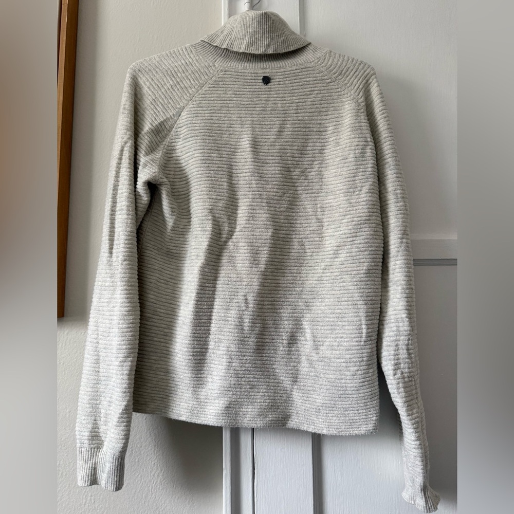 KÜHL Women’s Solace Sweater Light Grey Size Large - Picture 5 of 7